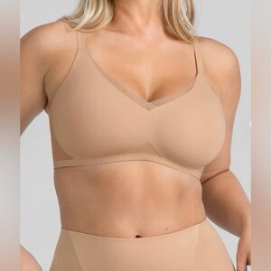 Honeylove Crossover No Underwire Runway Bra In Blush Nude Size M 36B/C